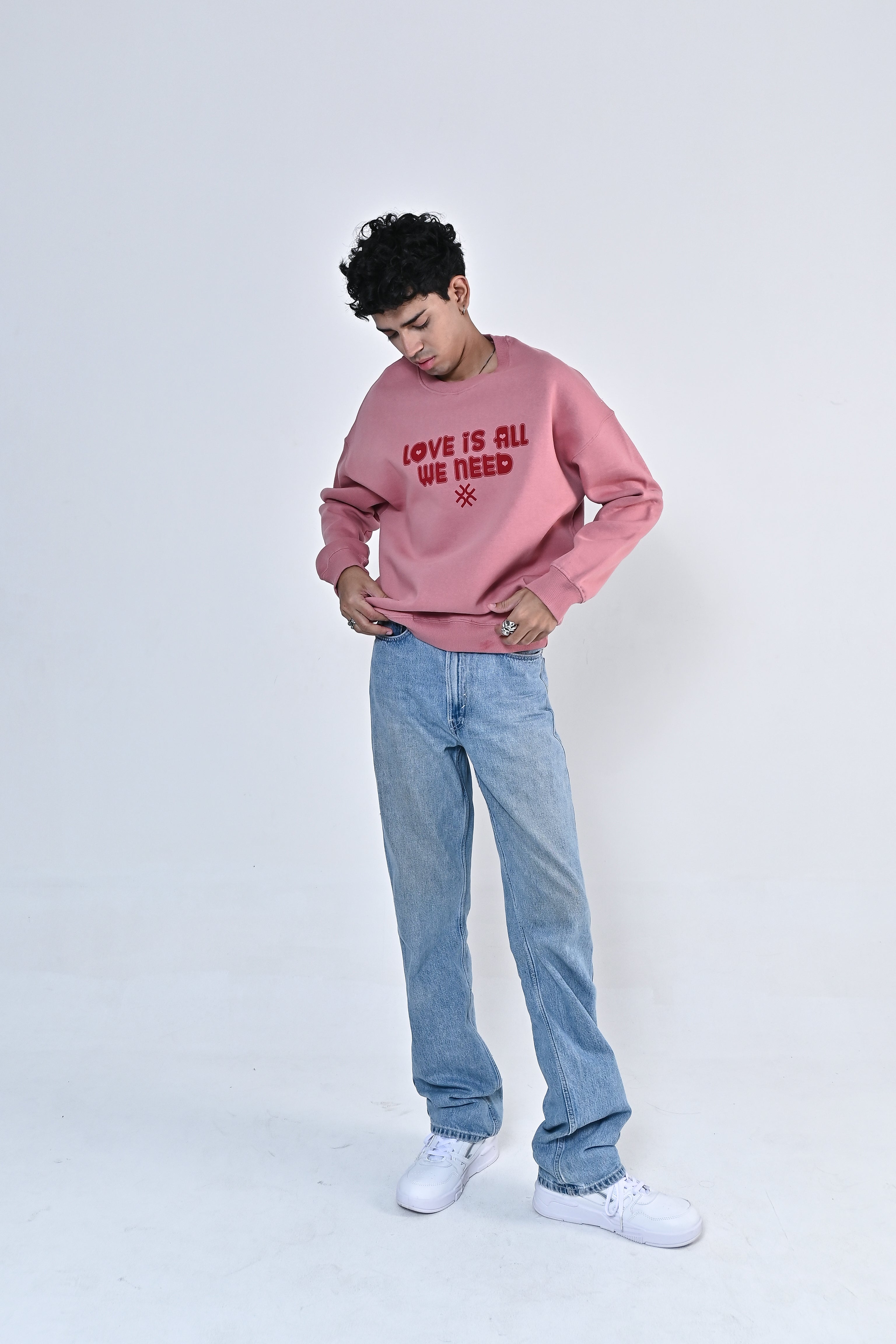 Love Web Sweatshirt