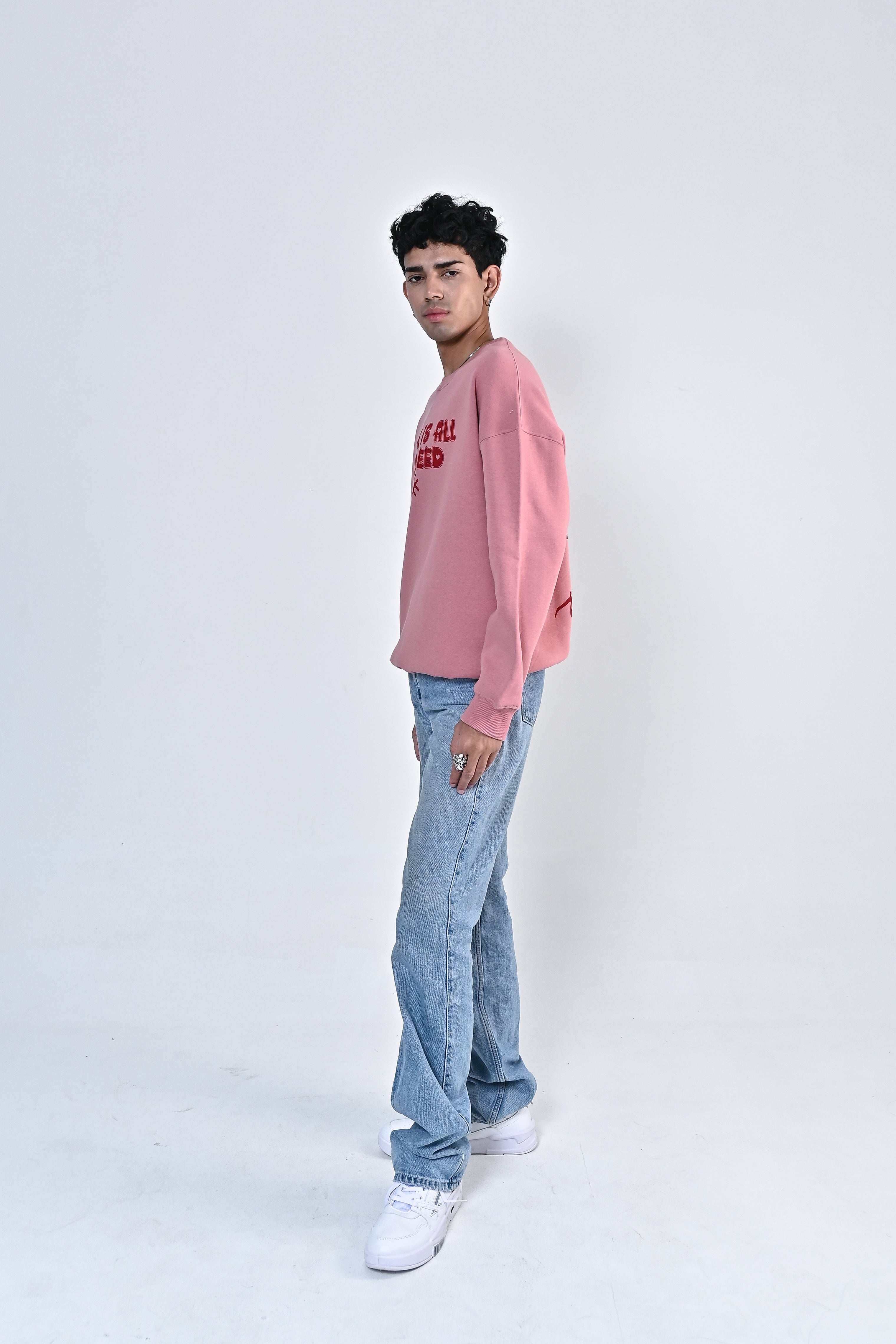 Love Web Sweatshirt