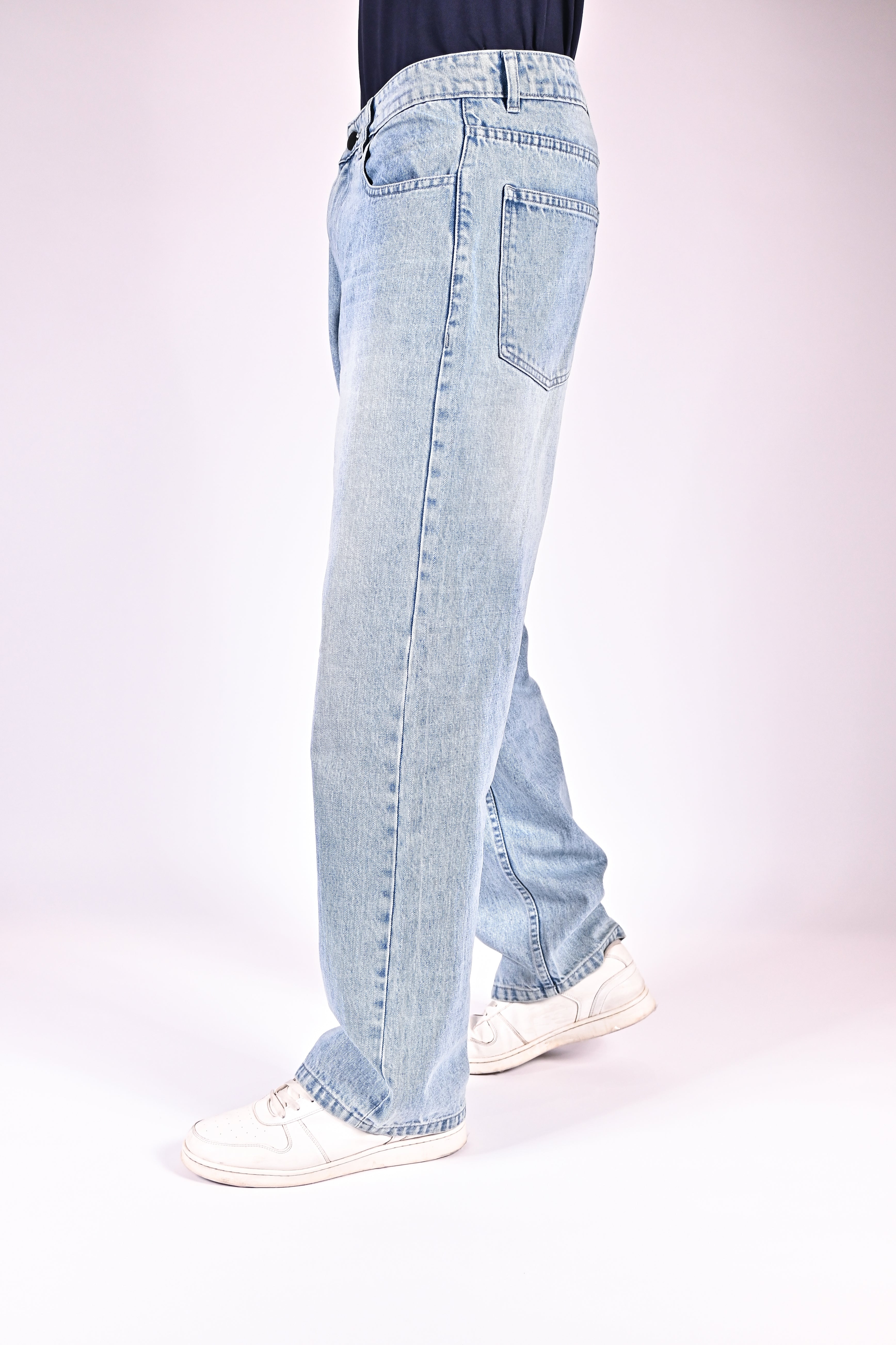 Mid Rise Wide Jeans - Light Wash
